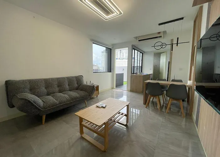 Imperio Residence Melaka - Private Jacuzzi With Seacityview Stay With Wifi